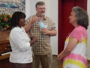 Tzefayah and Reyyna from north east Georgia, USA on the left and Dorothy Pantuso, of south Texas on the right.
